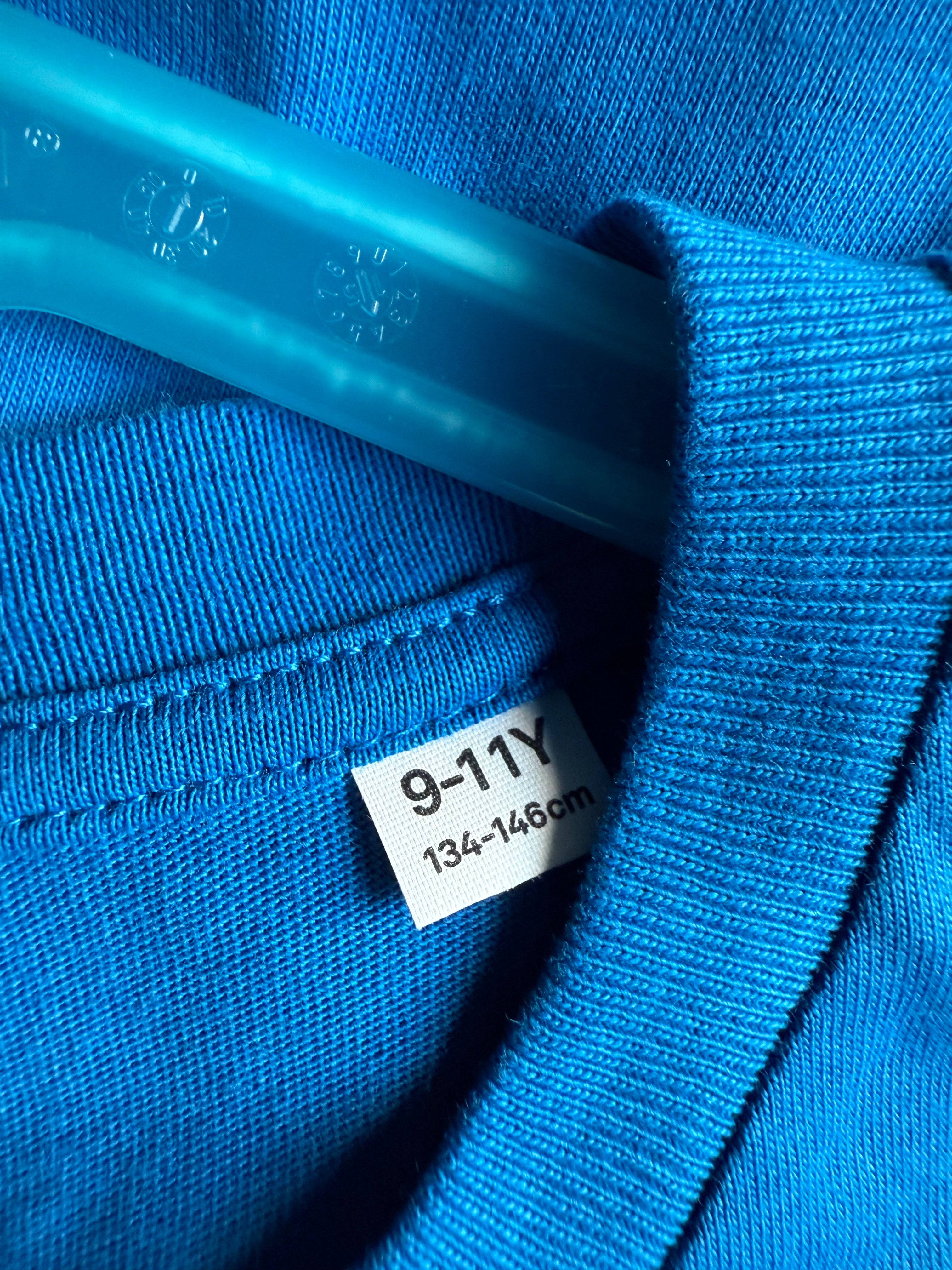 Neon Yellow on Electric Blue A9-11Yrs on Organic T Shirt